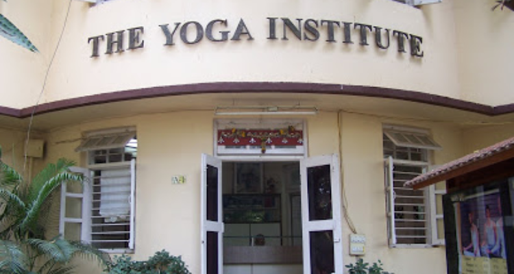 Yoga Schools in Mumbai